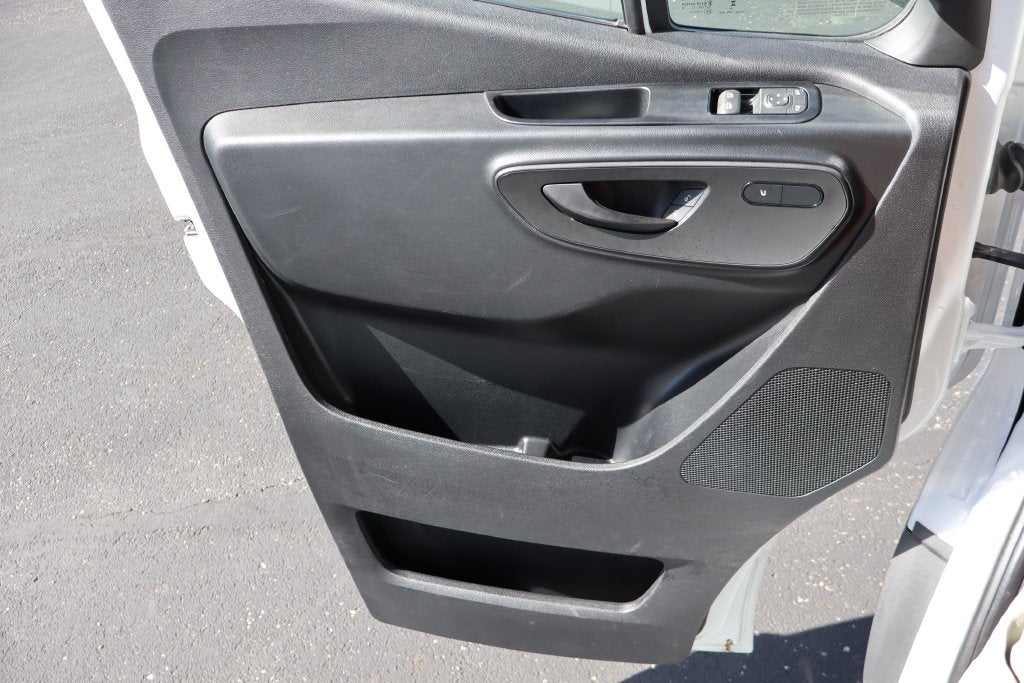 2025 Mercedes-Benz Sprinter 2500 Passenger 170 WB High Roof