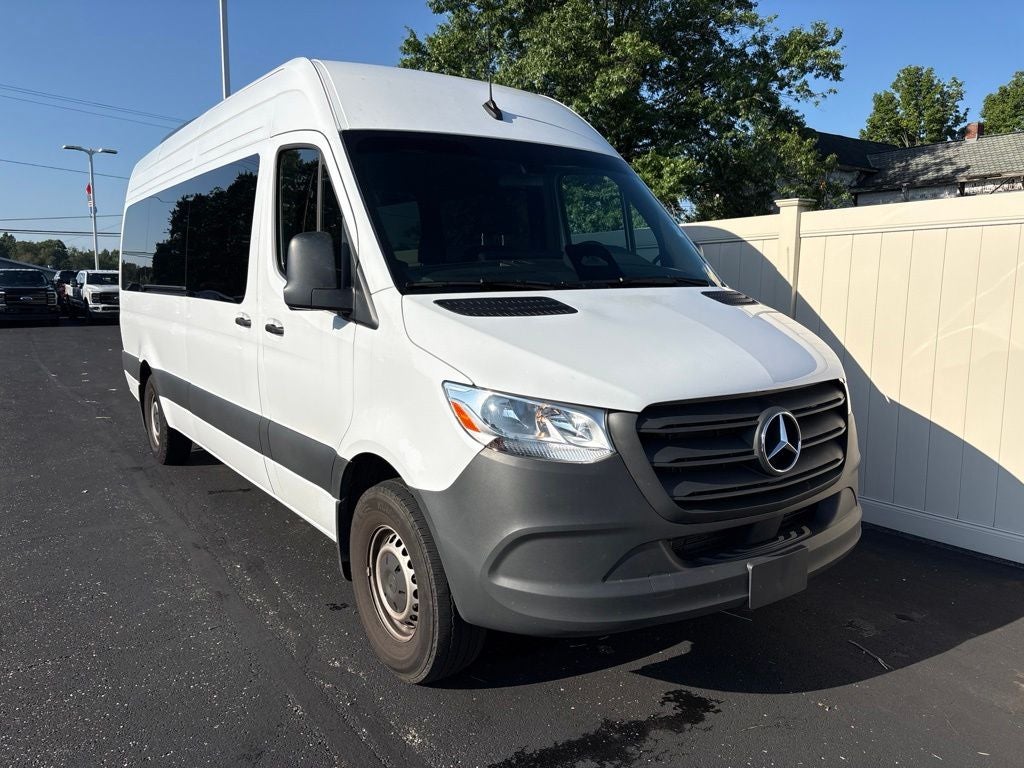 2025 Mercedes-Benz Sprinter 2500 Passenger 170 WB High Roof