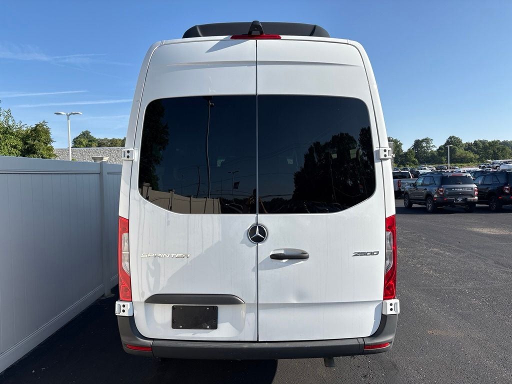 2025 Mercedes-Benz Sprinter 2500 Passenger 170 WB High Roof
