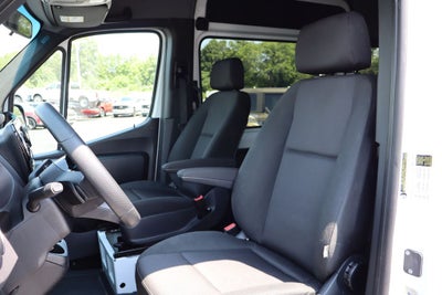 2025 Mercedes-Benz Sprinter 2500 Passenger 170 WB High Roof