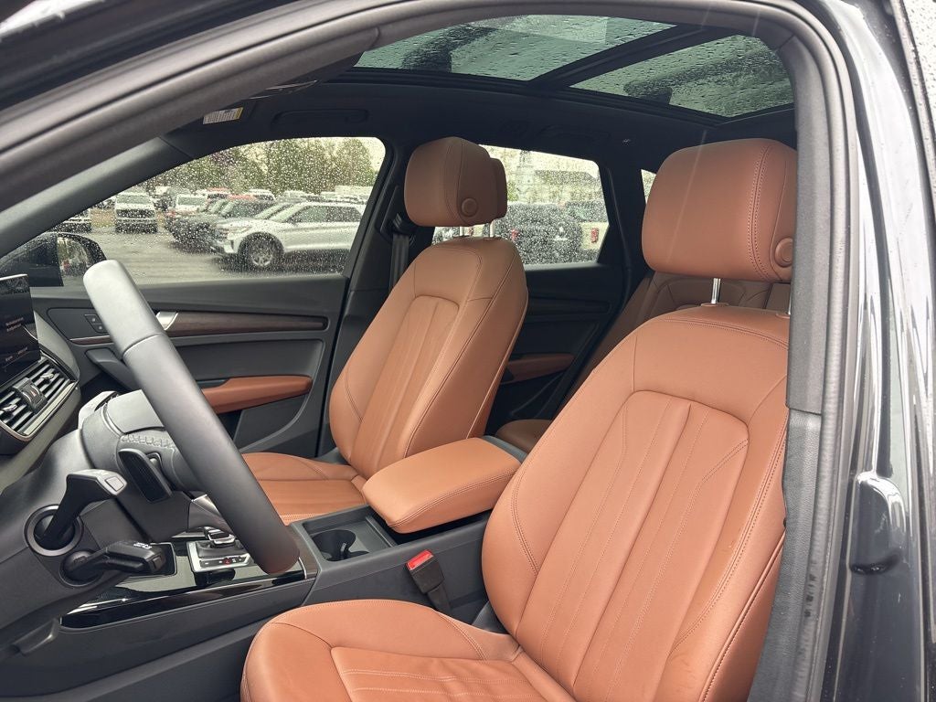 2025 Audi Q5 40 Premium quattro