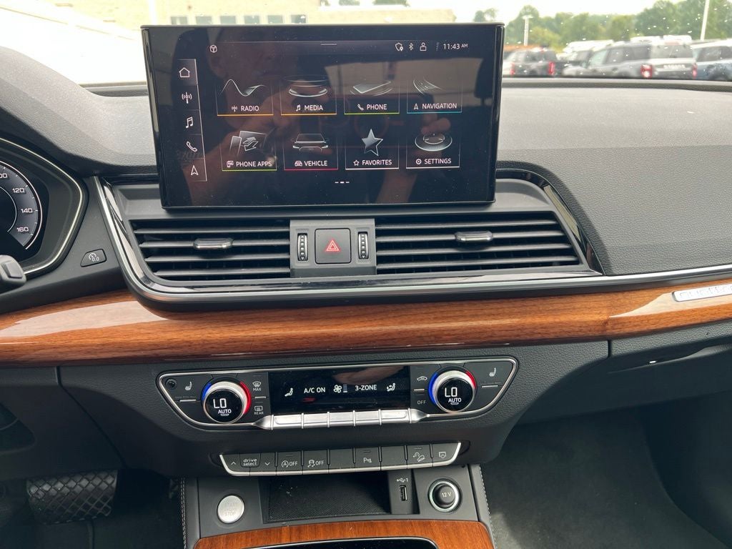 2024 Audi Q5 40 Premium Plus quattro