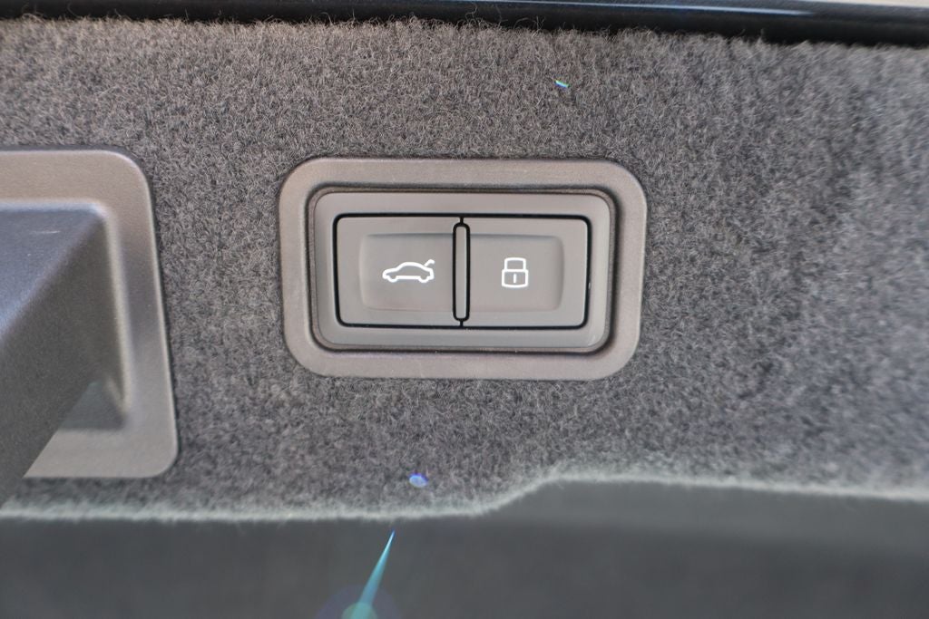 2023 Audi A8 L 55 quattro
