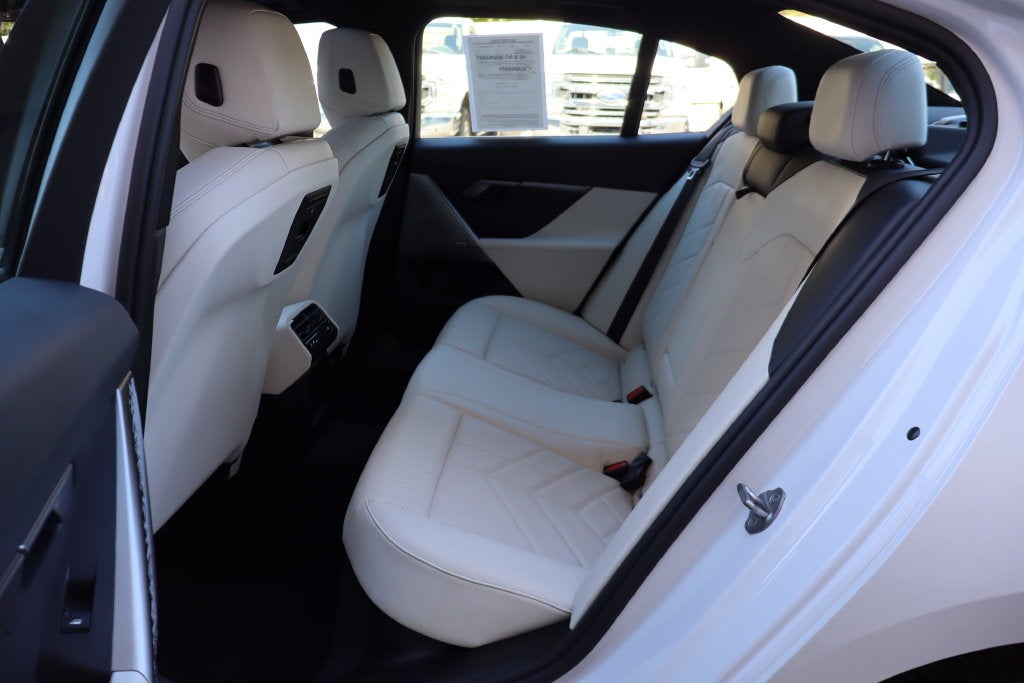 2024 BMW 5 Series 530i xDrive