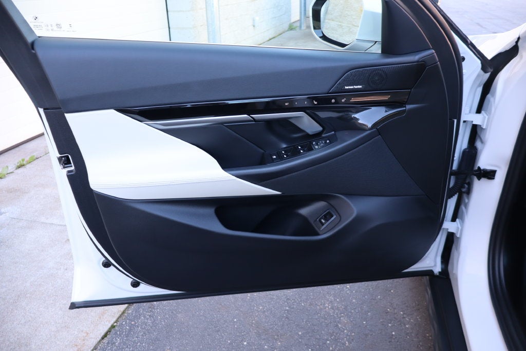 2024 BMW 5 Series 530i xDrive