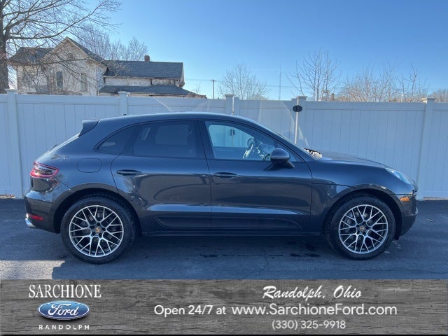 2018 Porsche Macan Sport Edition