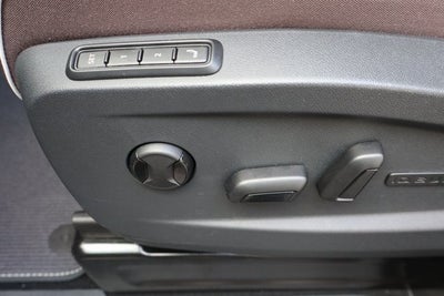 2025 Volkswagen ID. Buzz Pro S Plus