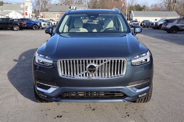 2025 Volvo XC90 B6 Plus 7-Seater