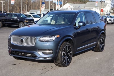 2025 Volvo XC90 B6 Plus 7-Seater