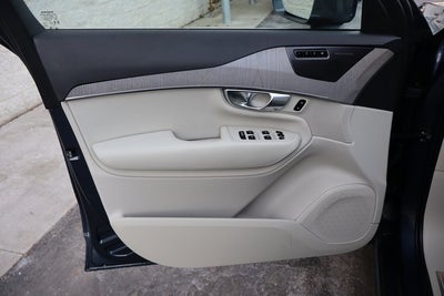 2025 Volvo XC90 B6 Plus 7-Seater