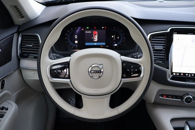 2025 Volvo XC90 B6 Plus 7-Seater