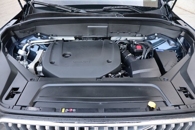 2025 Volvo XC90 B6 Plus 7-Seater