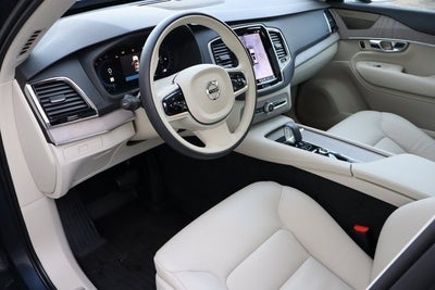 2025 Volvo XC90 B6 Plus 7-Seater