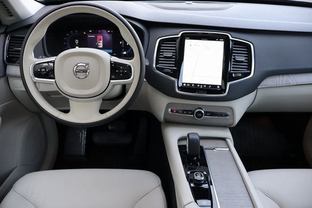 2025 Volvo XC90 B6 Plus 7-Seater