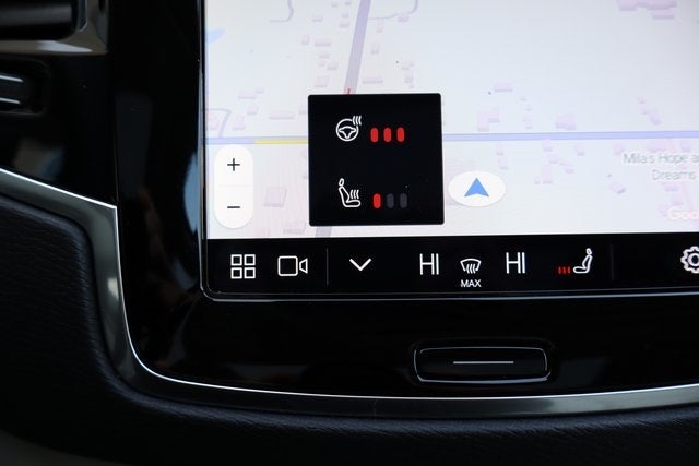 2025 Volvo XC90 B6 Plus 7-Seater