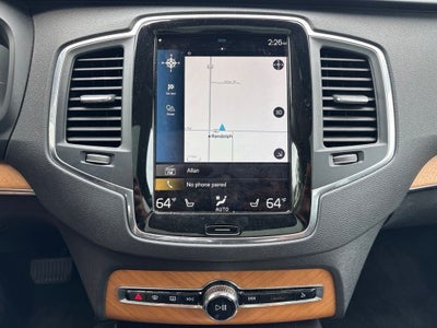 2022 Volvo XC90 T6 Momentum