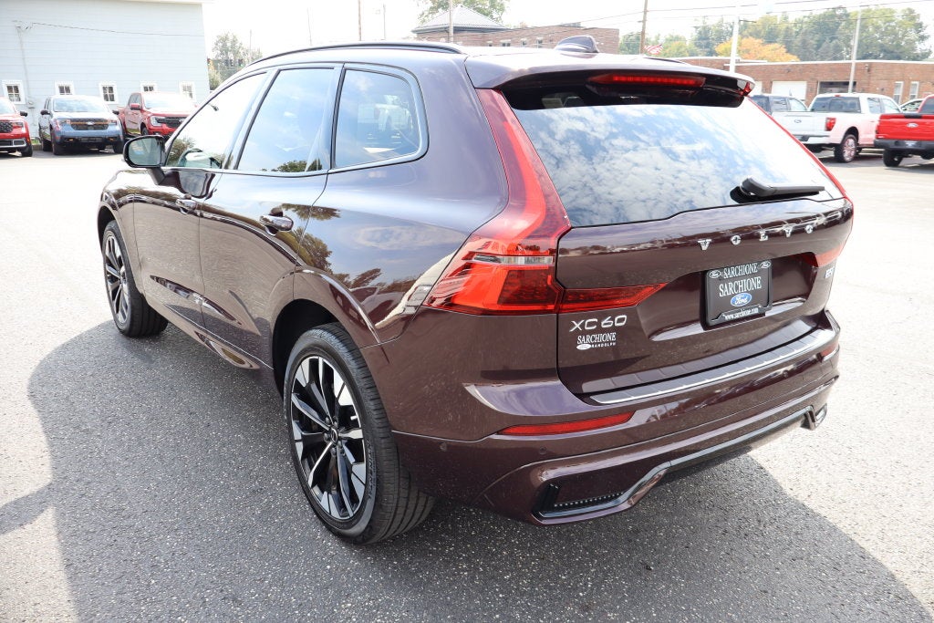 2026 Volvo XC60 B5 Plus