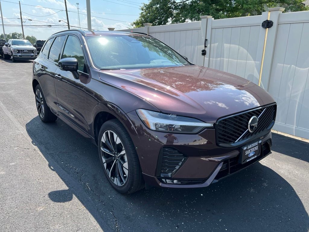 2026 Volvo XC60 B5 Plus