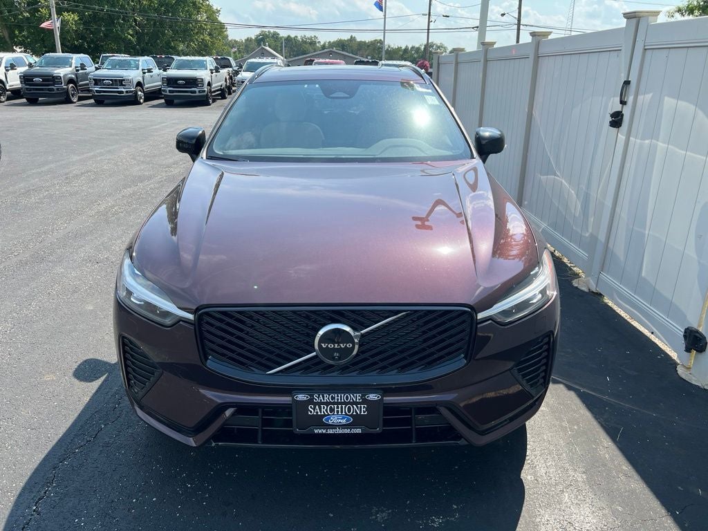 2026 Volvo XC60 B5 Plus